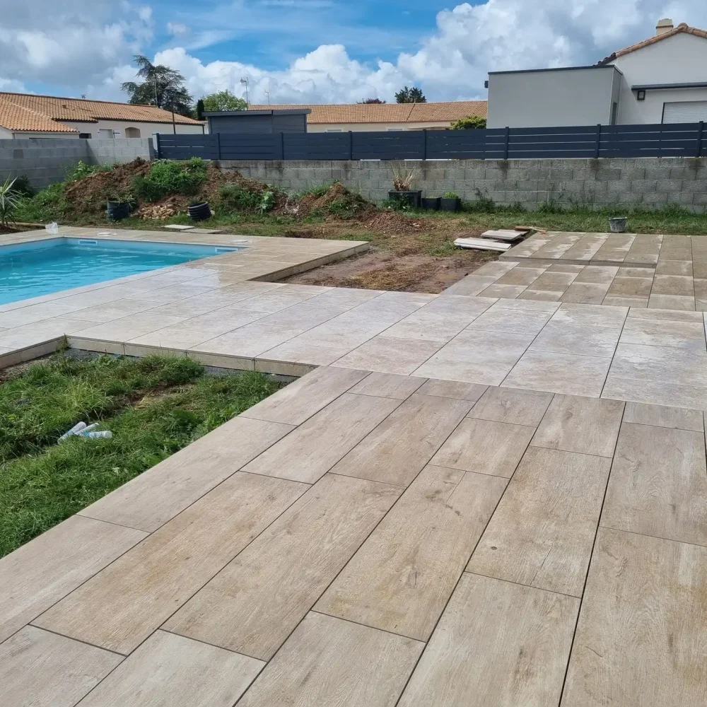 Aménagement d'une piscine à Luçon par Bernier Paysage
