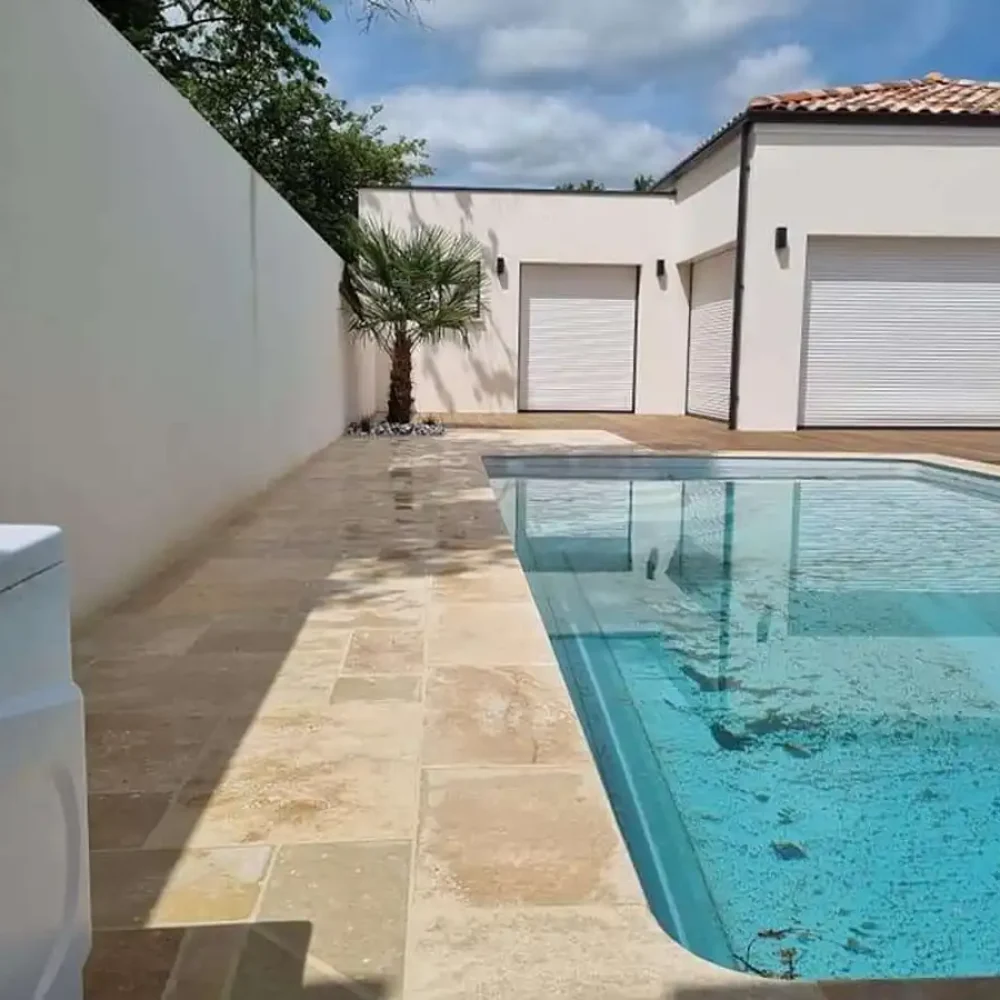 Aménagement d'une piscine à Luçon par Bernier Paysage
