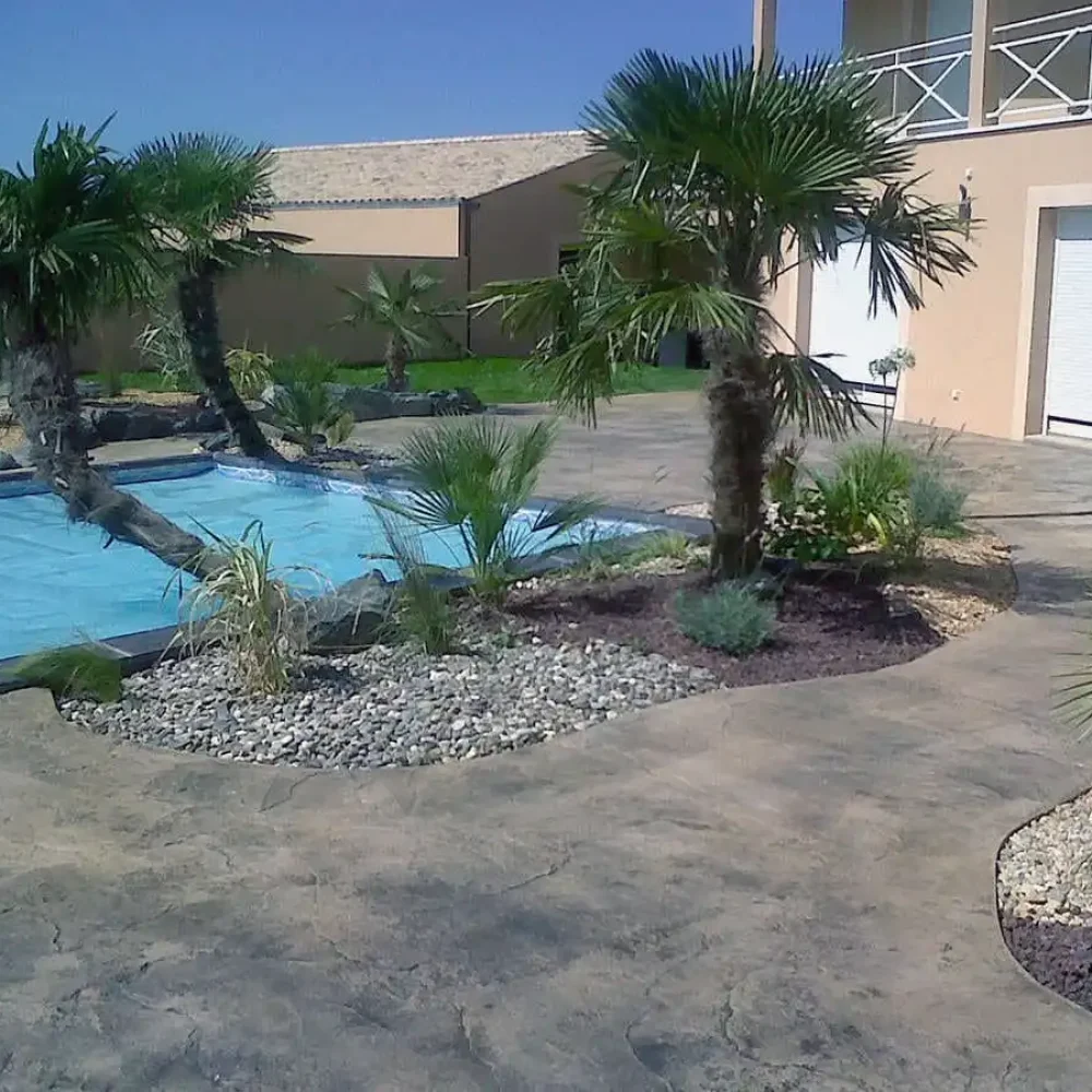 Aménagement d'une piscine à Luçon par Bernier Paysage