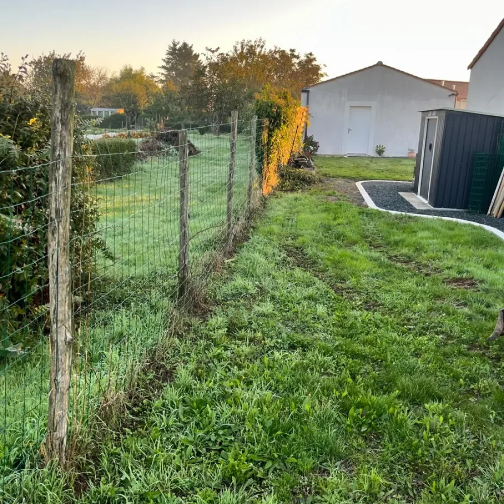 Réalisation de clôtures par Bernier Paysage, paysagiste à Luçon